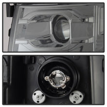 Load image into Gallery viewer, Spyder Chevy Silverado 1500 07-13 Version 3 Projector Headlights - Smoke PRO-YD-CS07V3-LBDRL-SM